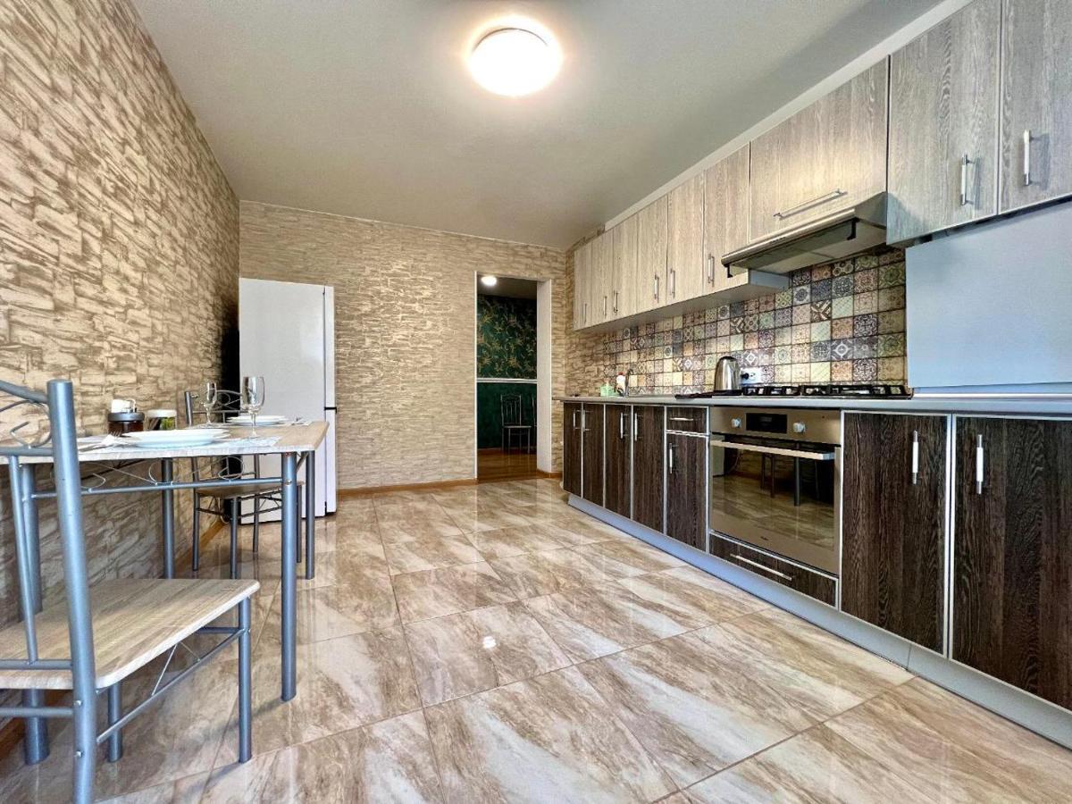 Apartpoltava Простора Однокімнатна Квартира В Новобудові, Корпусний Парк Eksteriør bilde